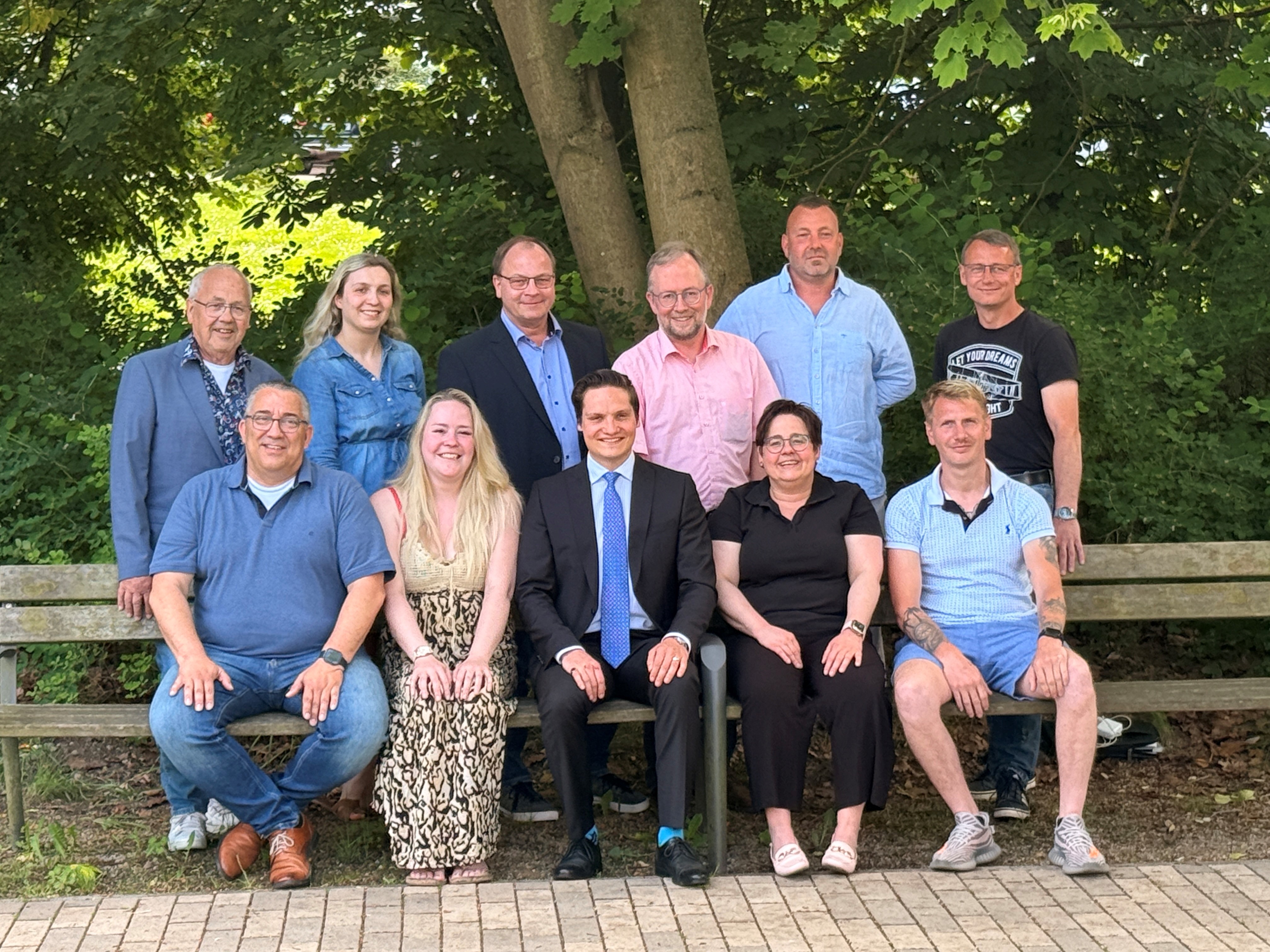 v.l. G�nter Ahrens, Thomas Trogisch, Lena Pf�rtner, Anne Poggemann, Torsten Meyer, David Artschwager, Andr� T�lpe, Anke Ahrens, Benjamin Steinmetzger, Sven Jansen, Michael Jahns